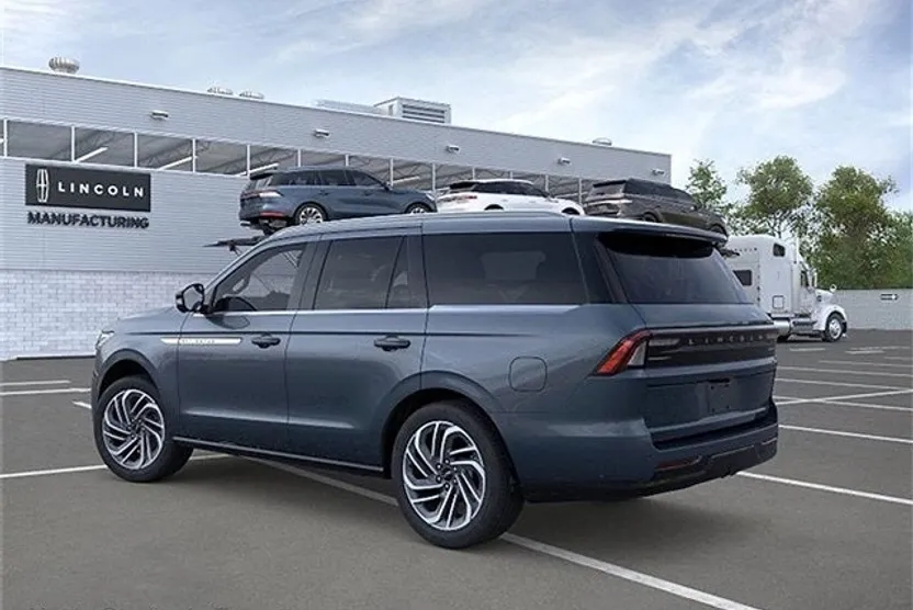 2025 Lincoln Navigator Reserve photo 1