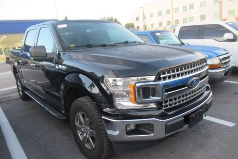 2020 Ford F-150 XLT photo 1