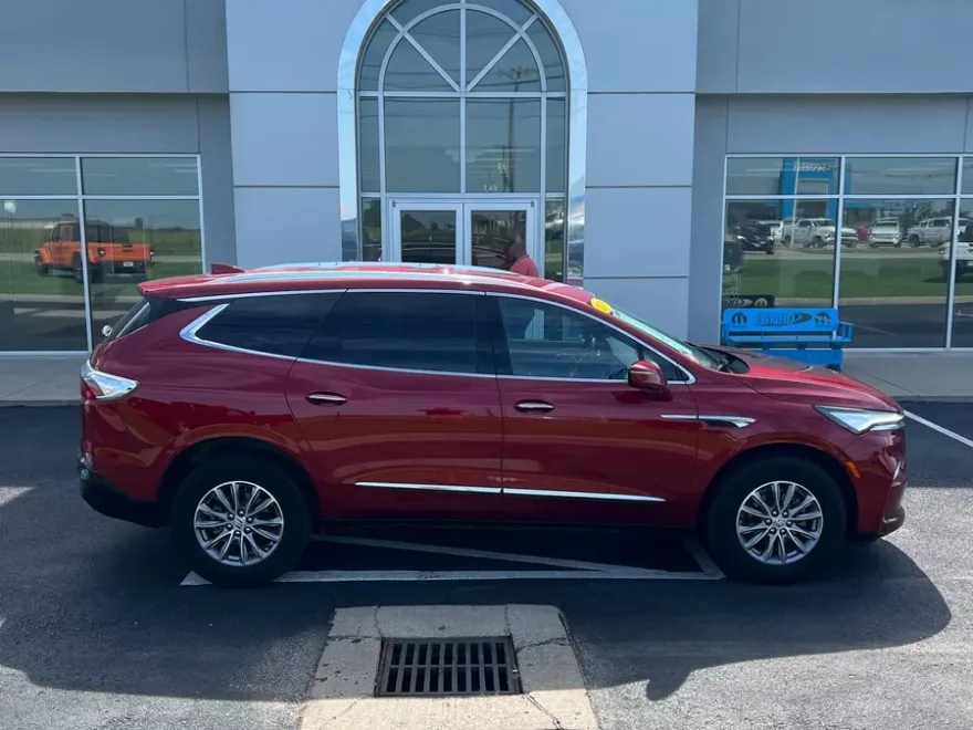 2024 Buick Enclave Premium photo 1