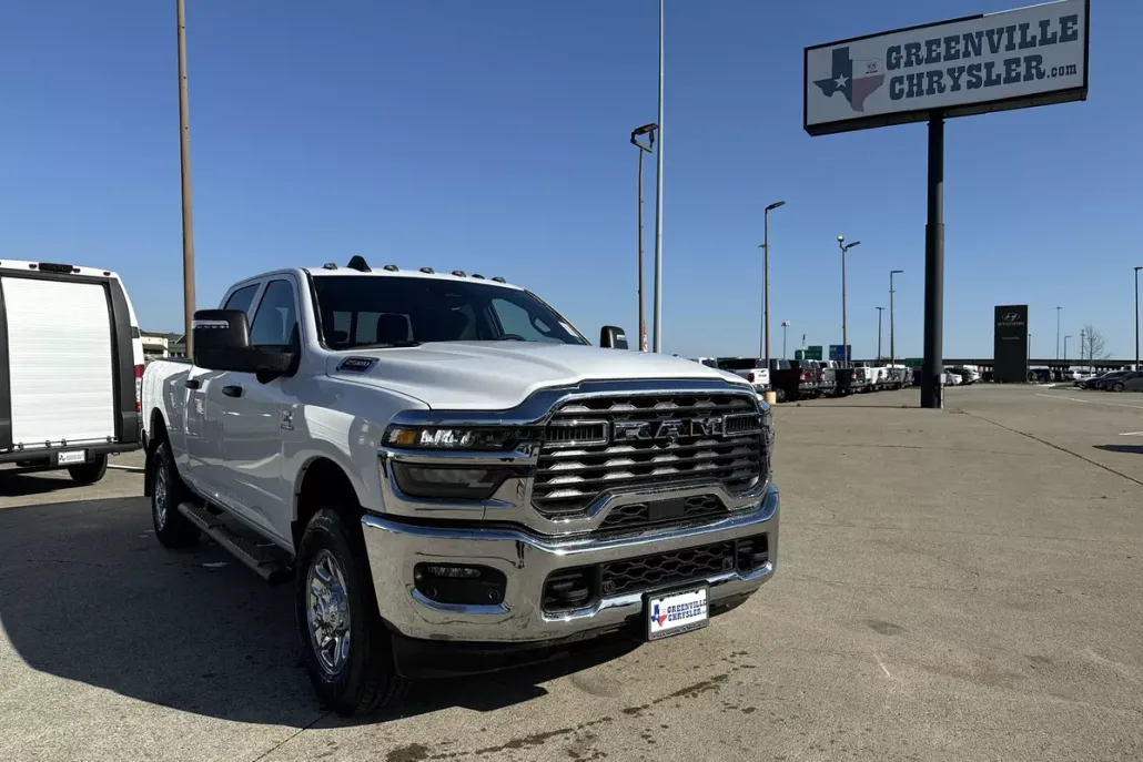 2025 Ram 2500 Tradesman photo 1