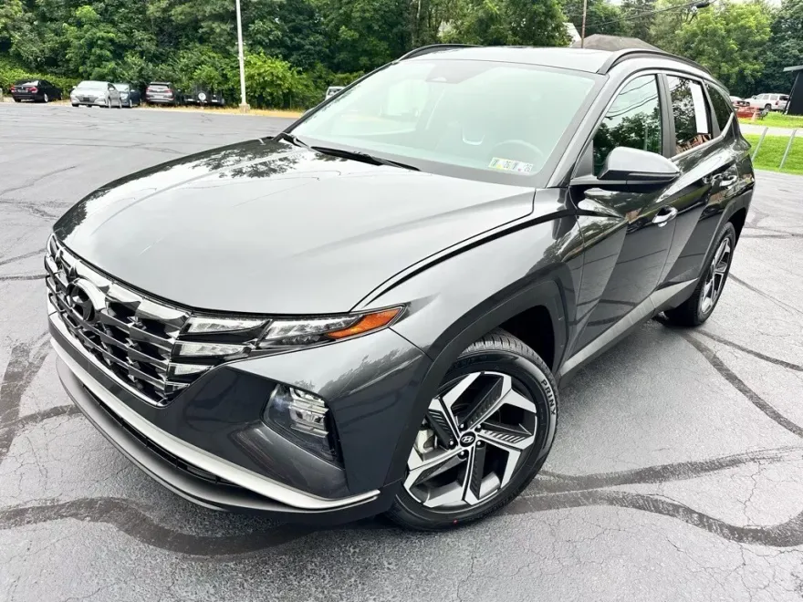 2022 Hyundai Tucson SEL photo 1