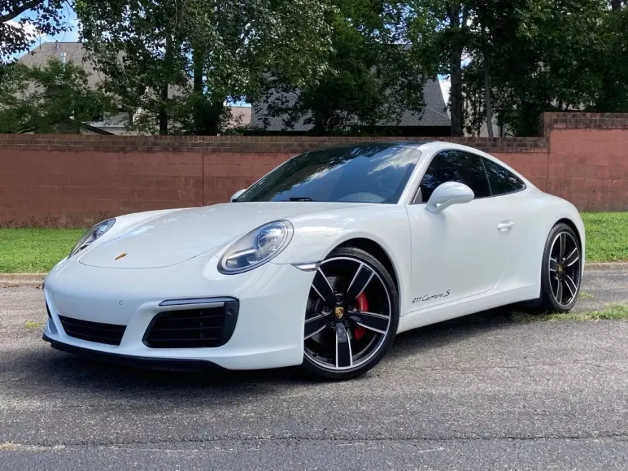 2017 Porsche 911 S photo 1