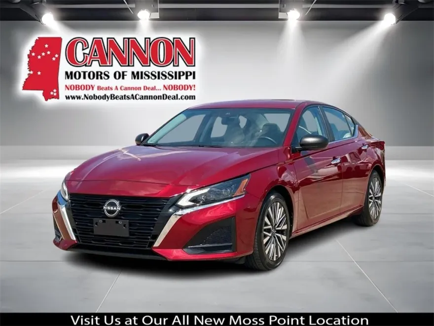 2024 Nissan Altima 2.5 SV photo 1