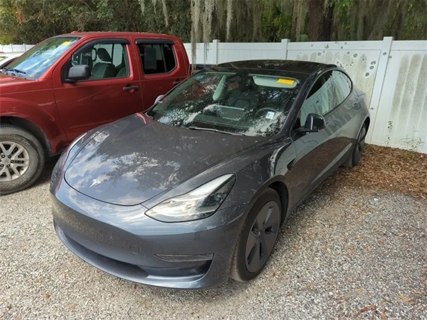 2023 Tesla Model 3 photo 1