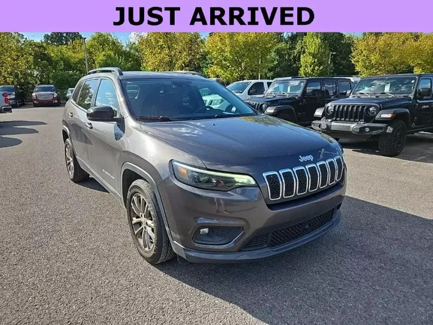 2022 Jeep Cherokee Latitude Lux photo 1