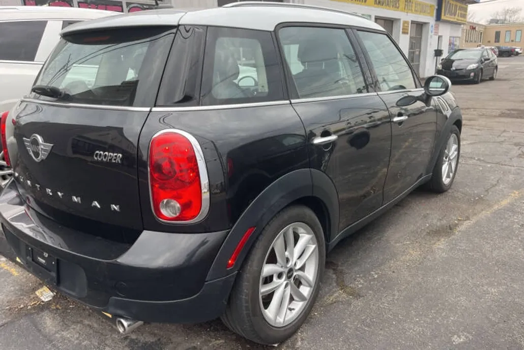 2013 Mini Countryman photo 1