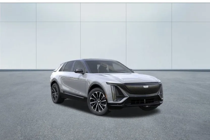 2025 Cadillac Lyriq Sport photo 1