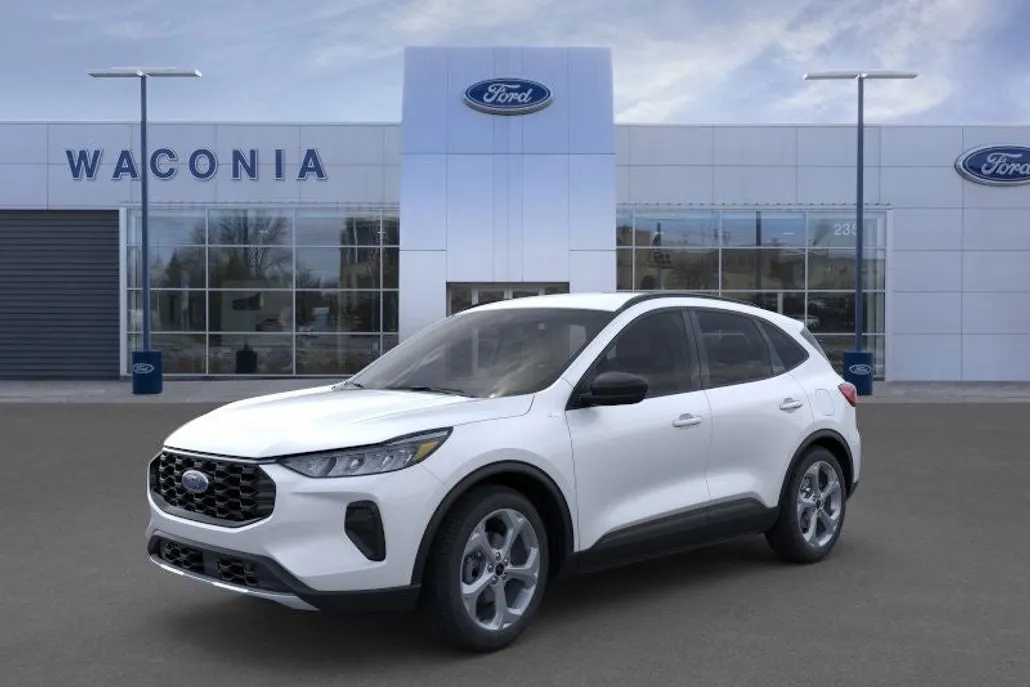 2025 Ford Escape ST-Line photo 1
