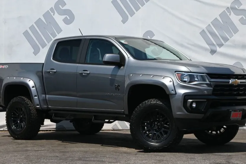 2022 Chevrolet Colorado LT photo 1