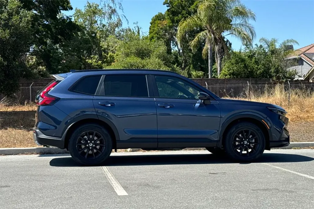 2026 Honda CR-V Hybrid Sport-L photo 1