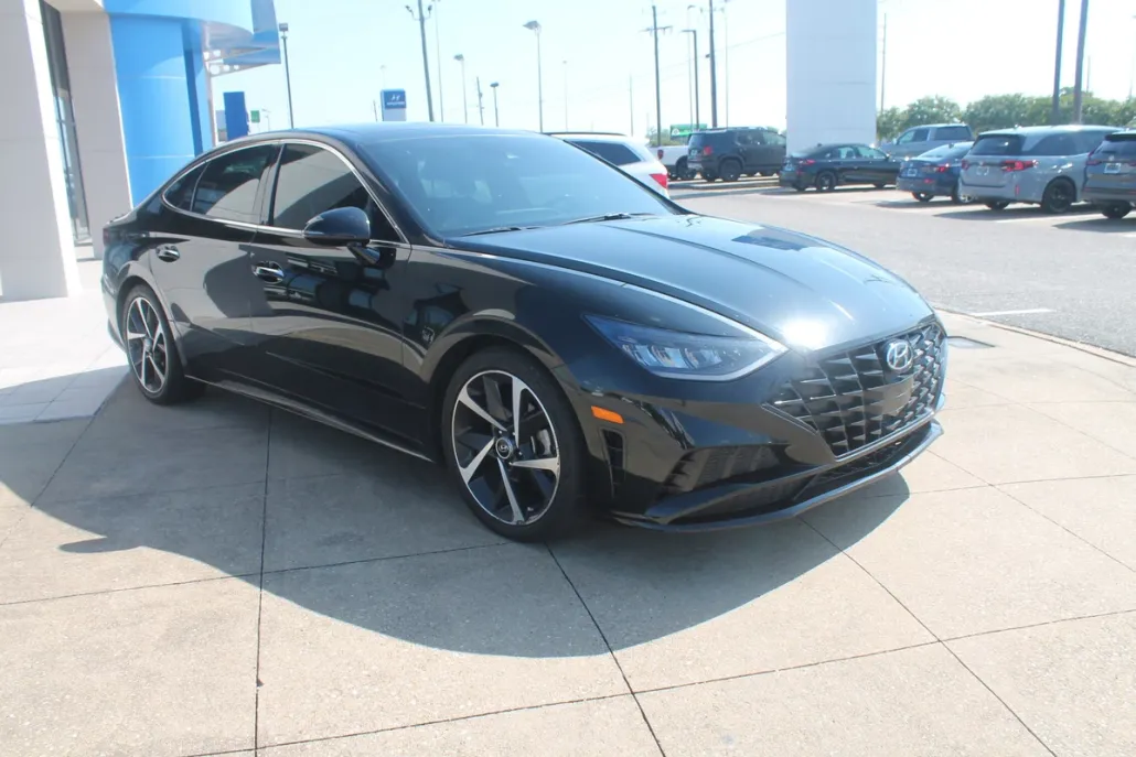 2023 Hyundai Sonata SEL Plus photo 1