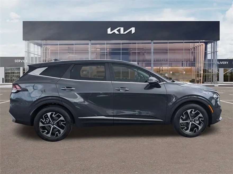 2023 Kia Sportage EX photo 1