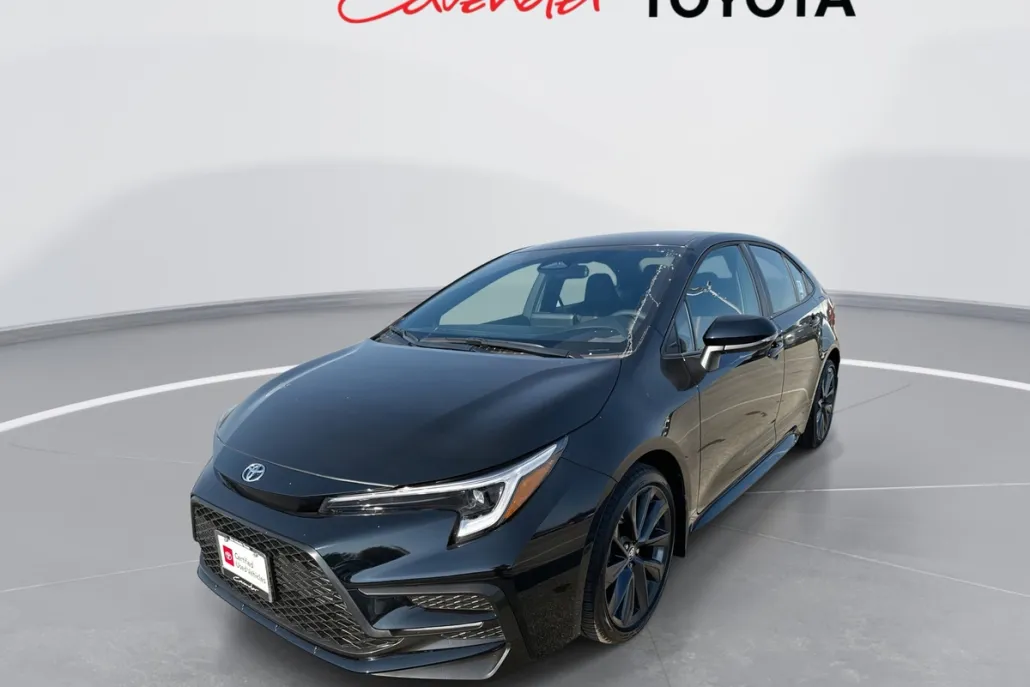 2025 Toyota Corolla SE photo 1