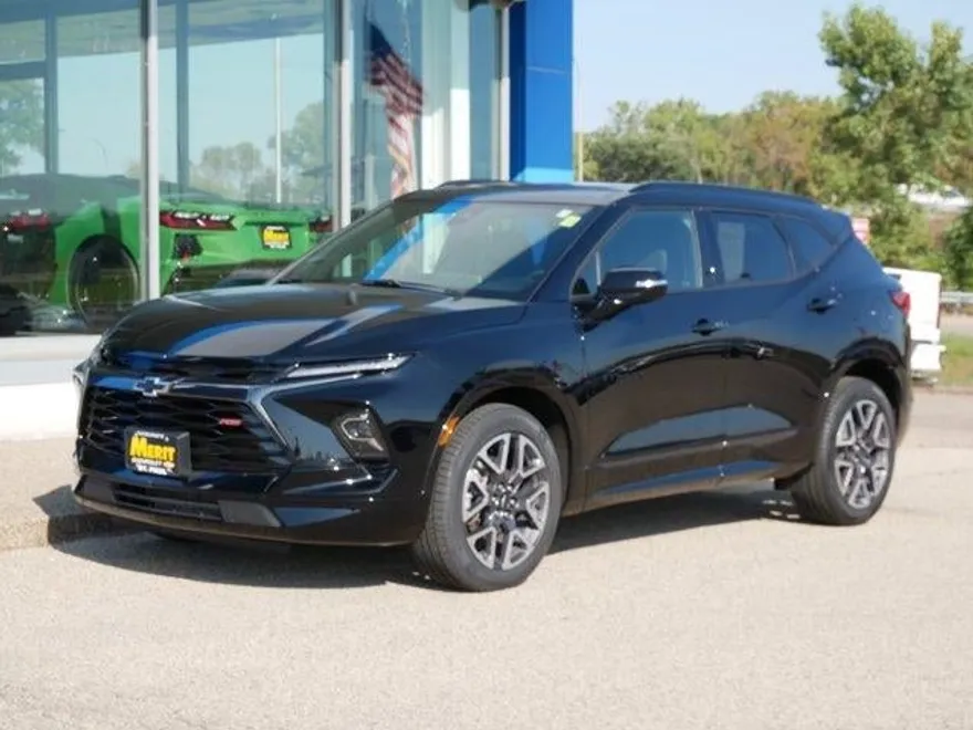 2023 Chevrolet Blazer RS photo 1