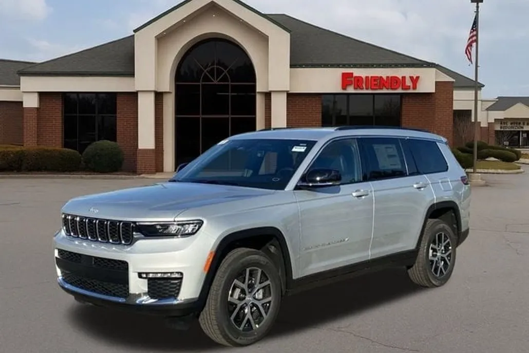 2025 Jeep Grand Cherokee Limited photo 1