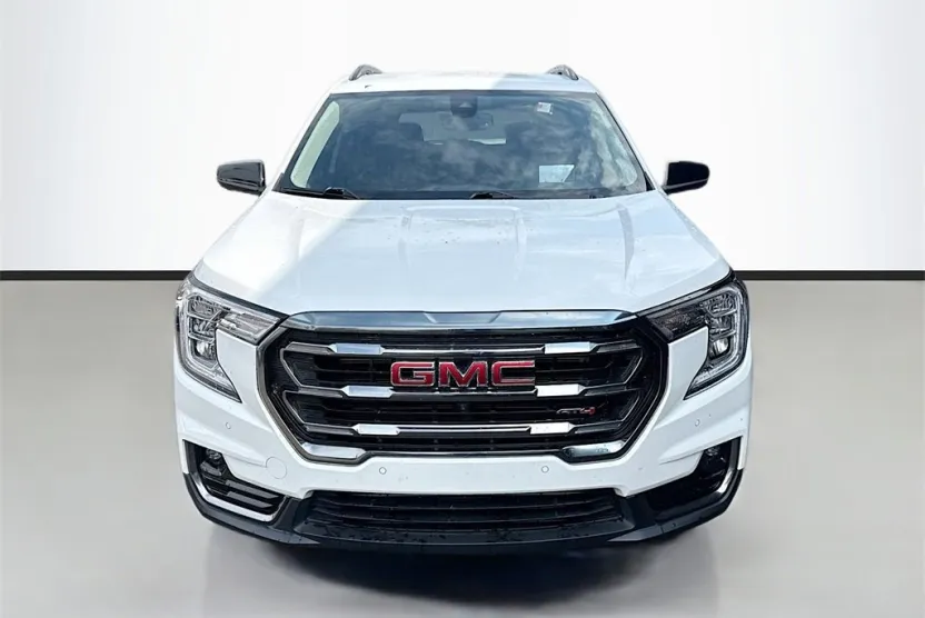 2024 Gmc Terrain AT4 photo 1