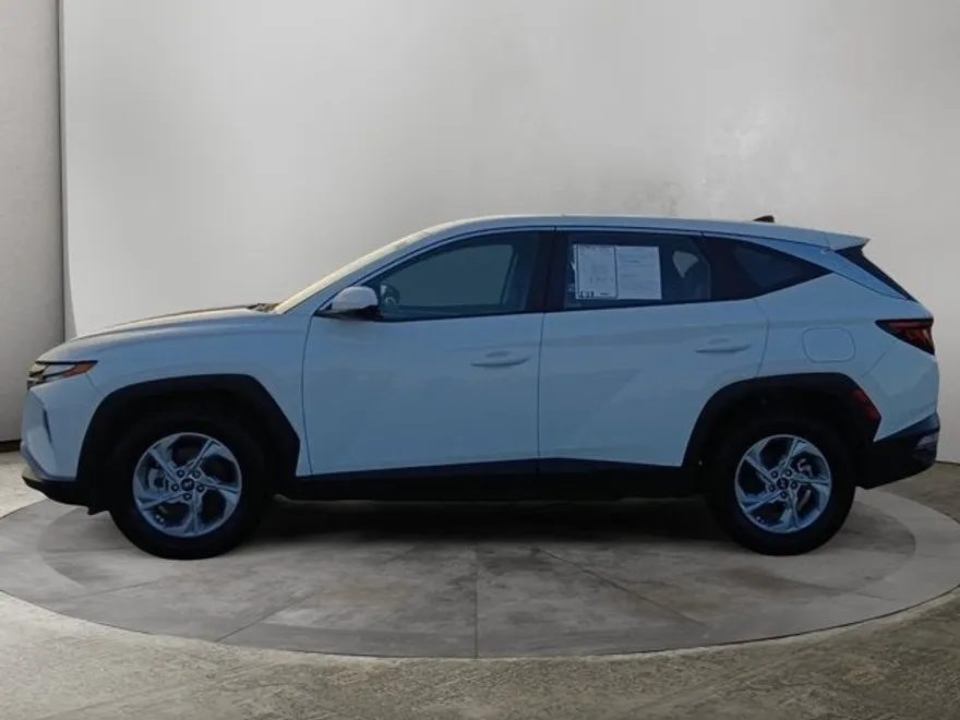 2024 Hyundai Tucson SE photo 1