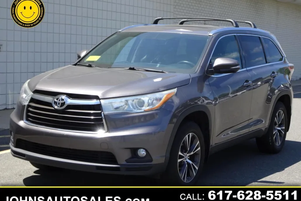 2016 Toyota Highlander XLE photo 1