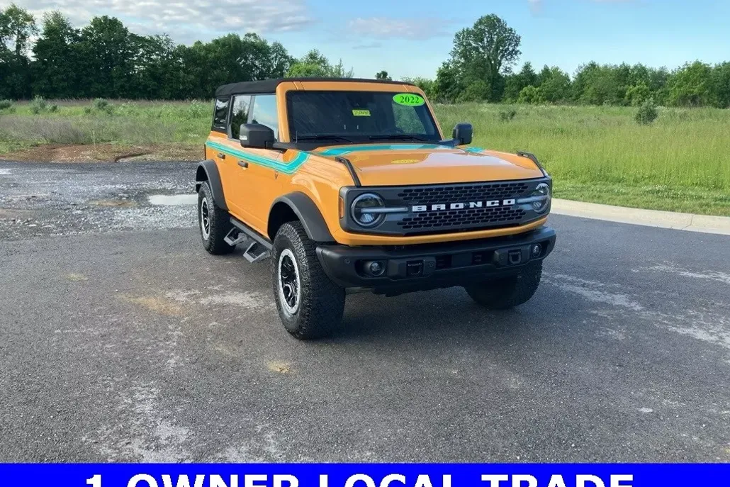 2022 Ford Bronco Badlands photo 1