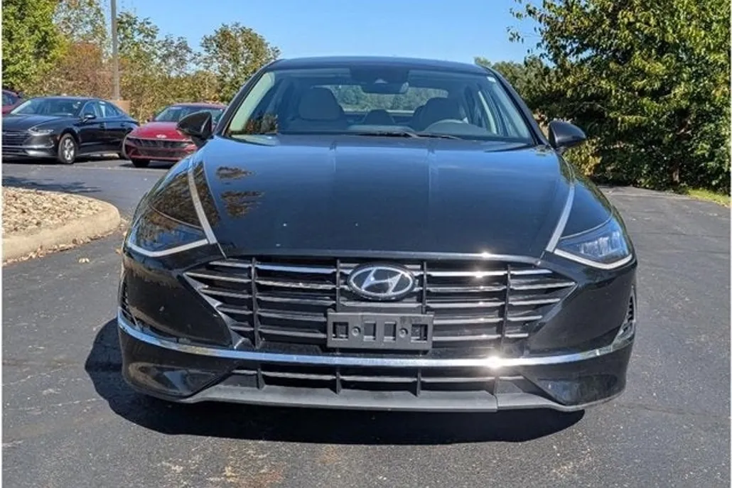 2021 Hyundai Sonata SE photo 1
