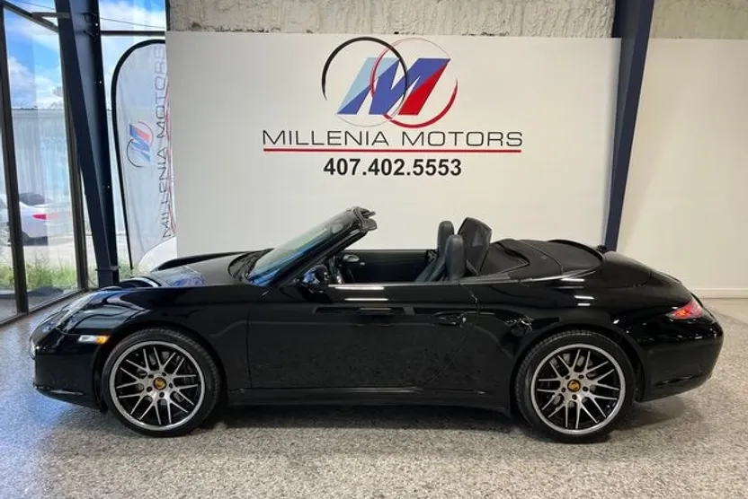 2011 Porsche 911 Cabriolet photo 1