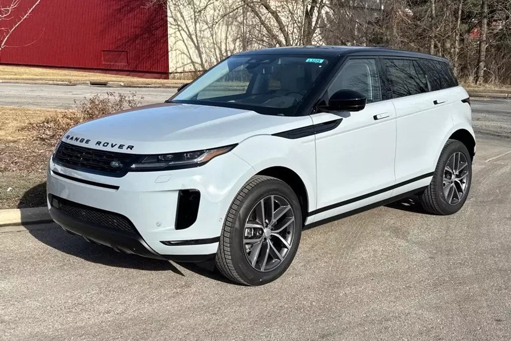 2025 Land Rover Range Rover Evoque S photo 1