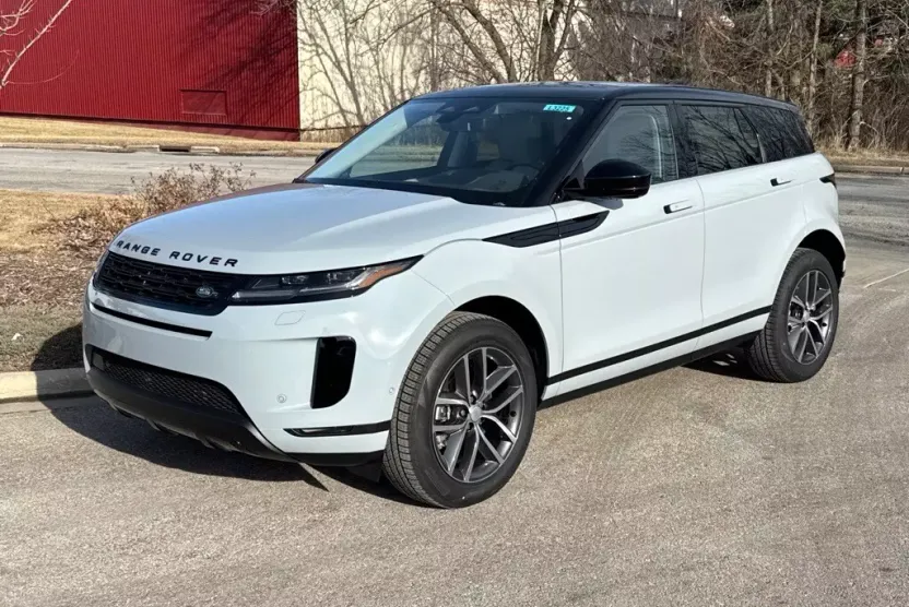 2025 Land Rover Range Rover Evoque S photo 1