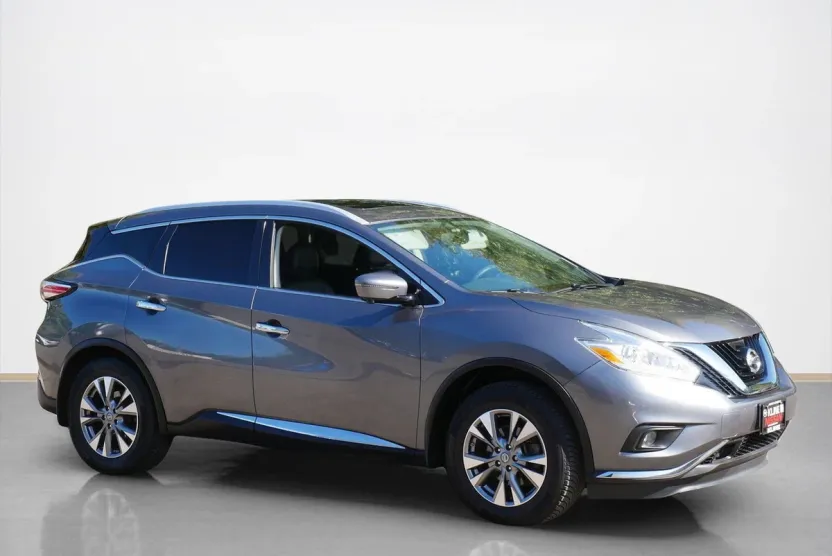 2016 Nissan Murano SL photo 1