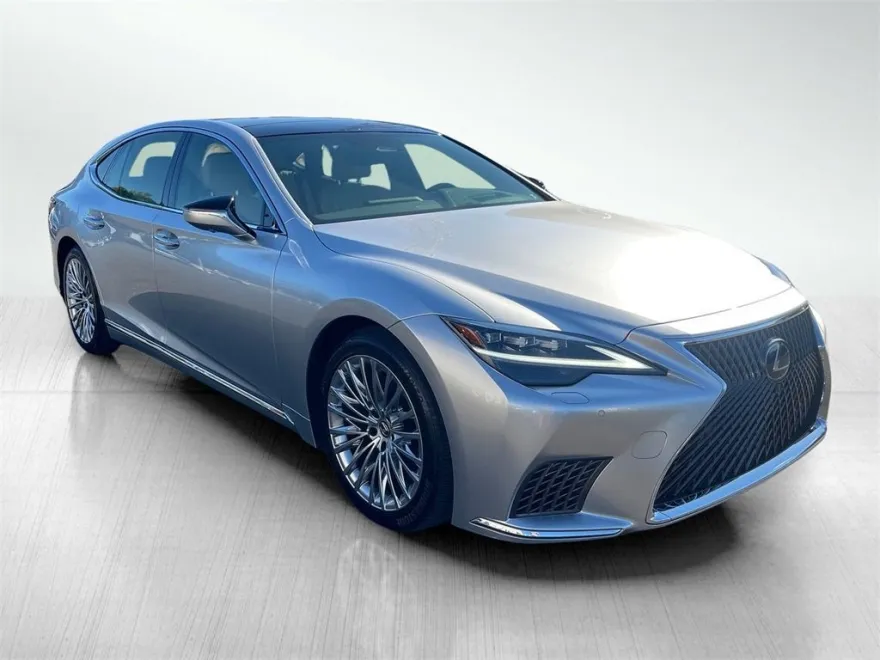 2024 Lexus LS 500 photo 1