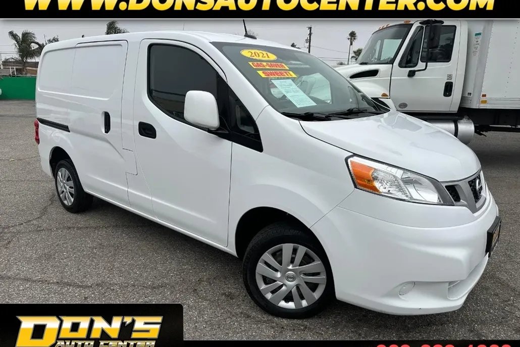 2021 Nissan NV200 SV photo 1