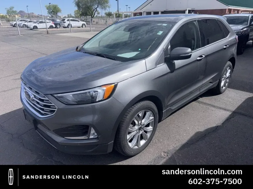 2024 Ford Edge Titanium photo 1
