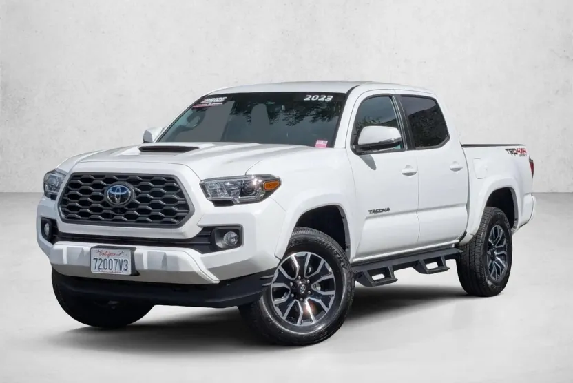 2023 Toyota Tacoma TRD Sport V6 photo 1