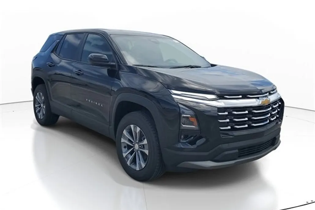 2026 Chevrolet Equinox LT photo 1