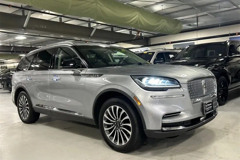2024 Lincoln Aviator Reserve photo 1