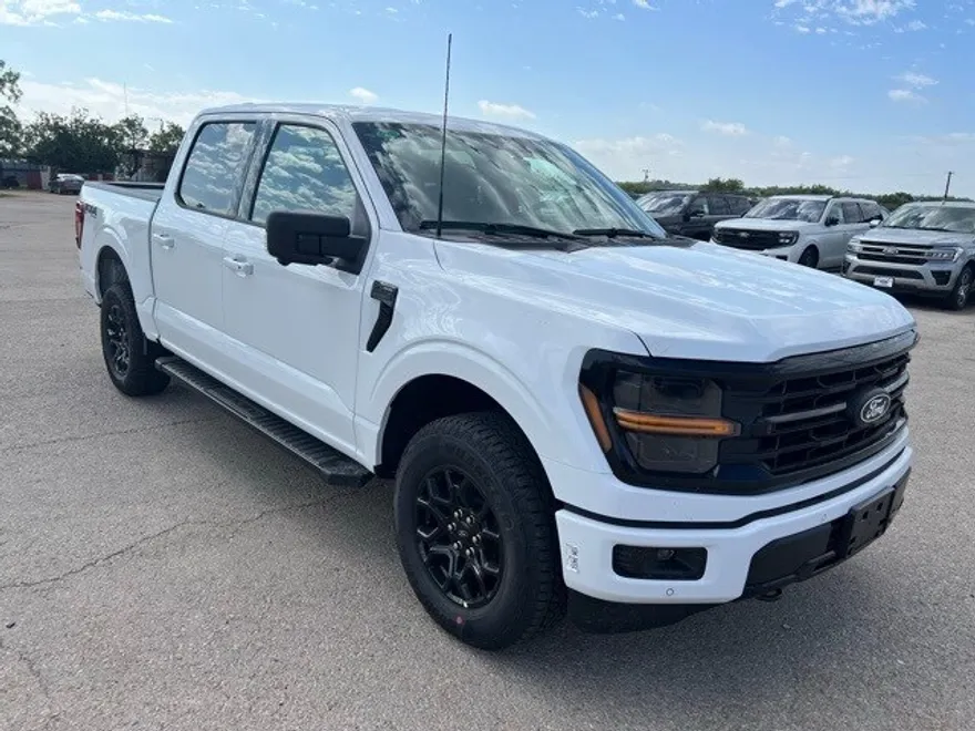 2025 Ford F-150 XLT photo 1