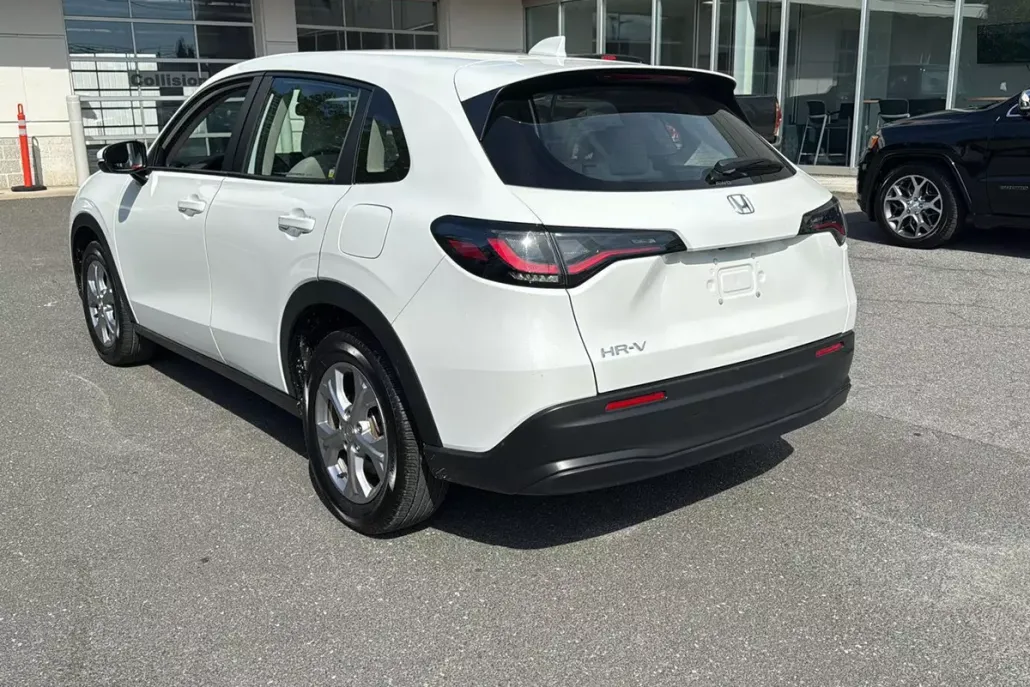 2024 Honda HR-V LX photo 1