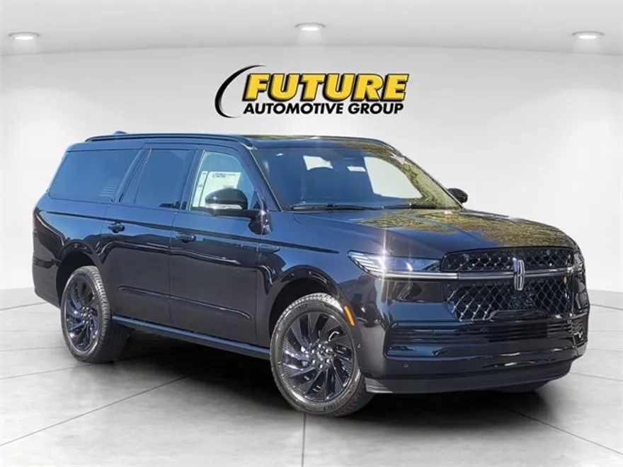 2025 Lincoln Navigator L Reserve photo 1