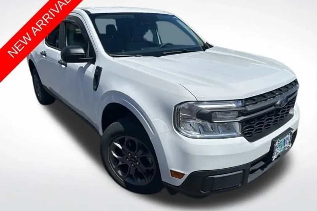 2022 Ford Maverick XLT photo 1