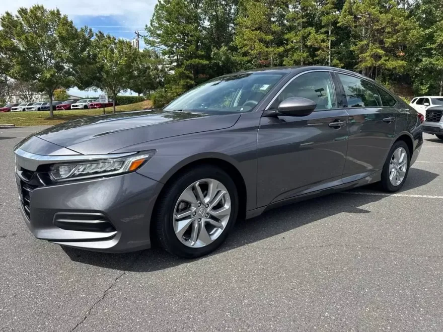 2020 Honda Accord LX photo 1