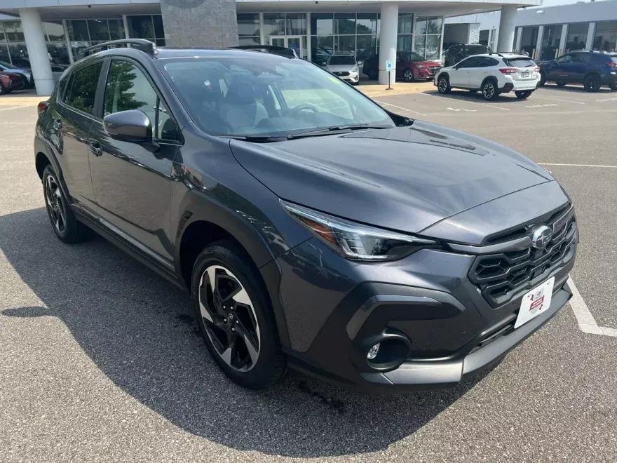 2024 Subaru Crosstrek Limited photo 1
