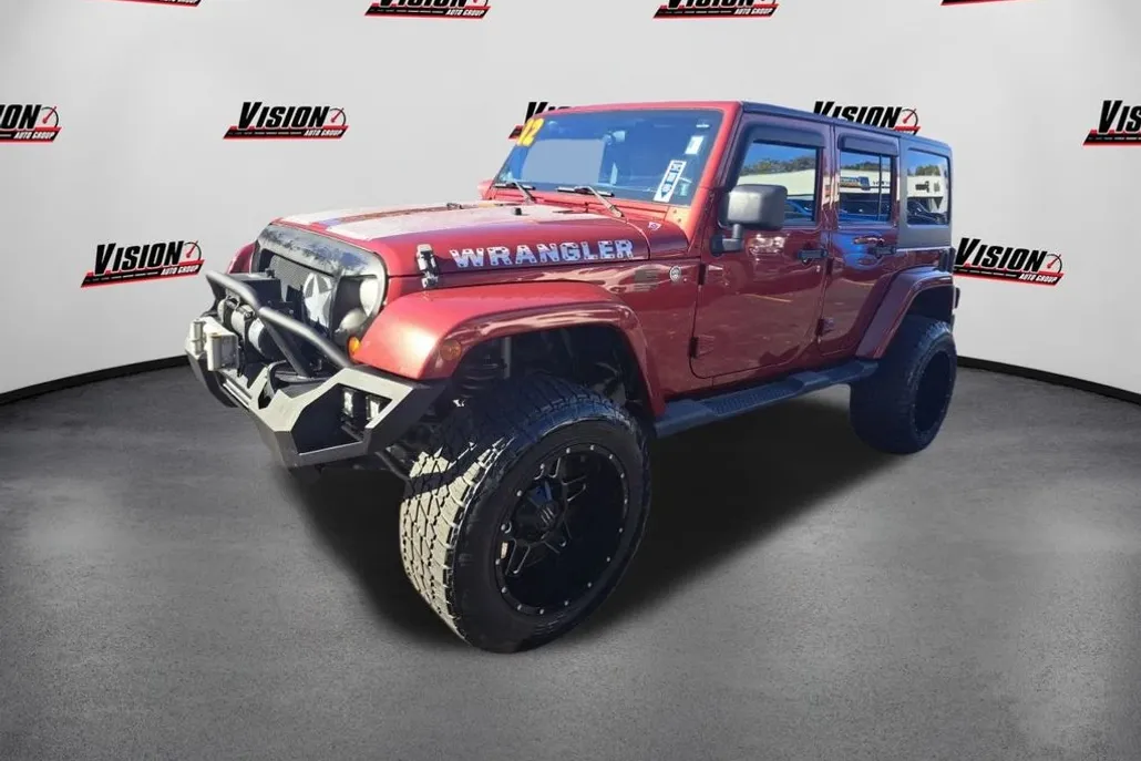 2012 Jeep Wrangler Unlimited Sahara photo 1