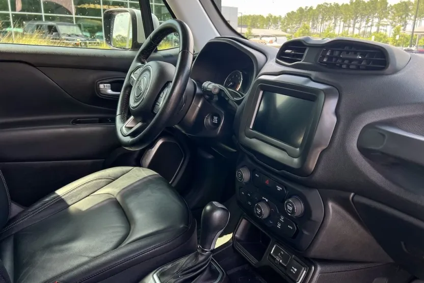 2018 Jeep Renegade Limited photo 1