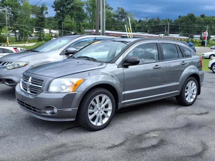 2011 Dodge Caliber Heat photo 1