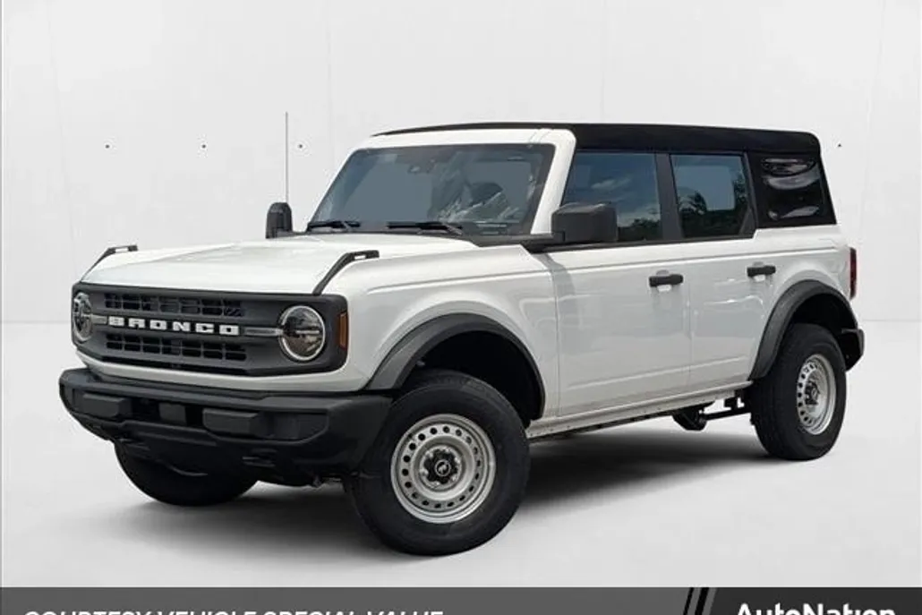 2025 Ford Bronco Base photo 1