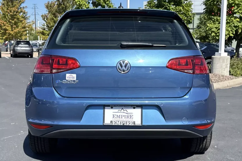 2016 Volkswagen e-Golf SEL Premium photo 1