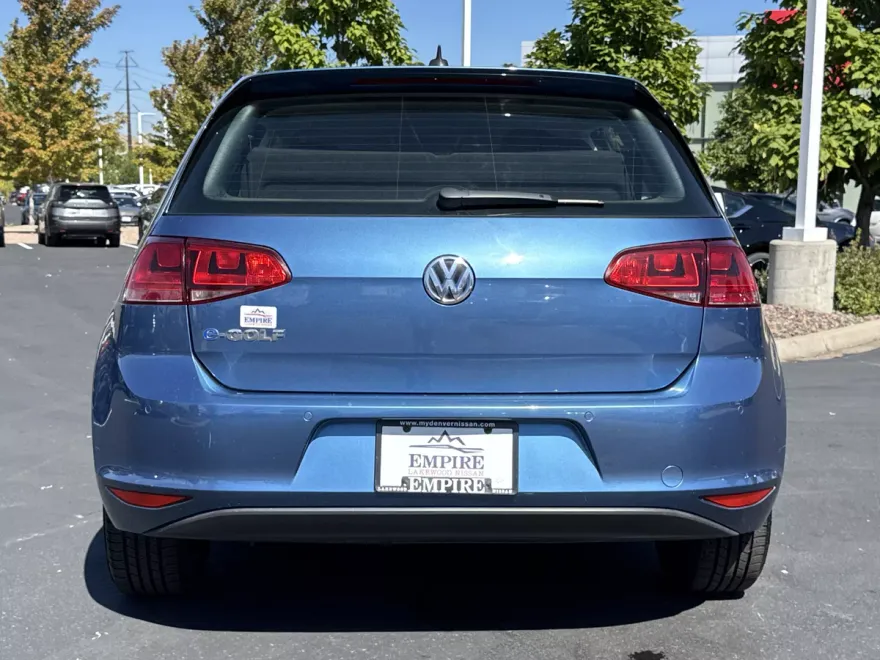 2016 Volkswagen e-Golf SEL Premium photo 1