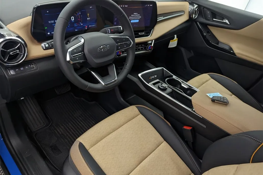 2026 Chevrolet Equinox ACTIV photo 1