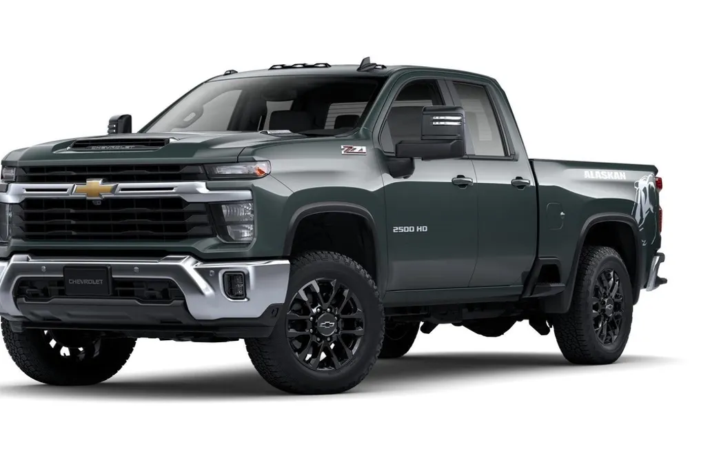 2025 Chevrolet Silverado 2500HD LT photo 1