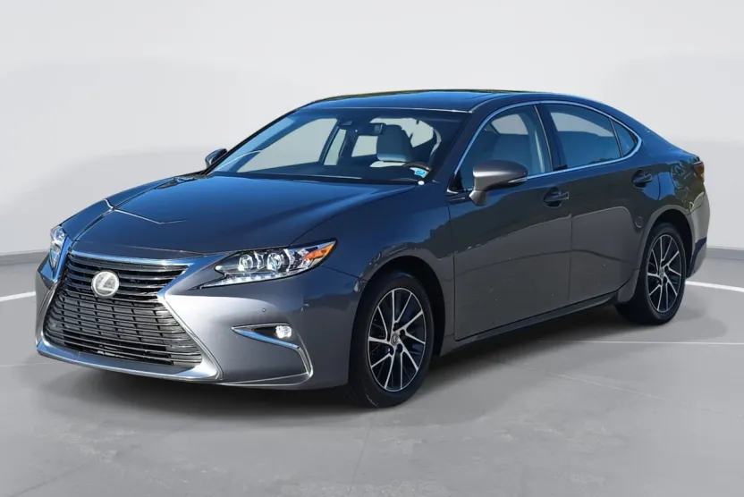 2016 Lexus ES 350 photo 1