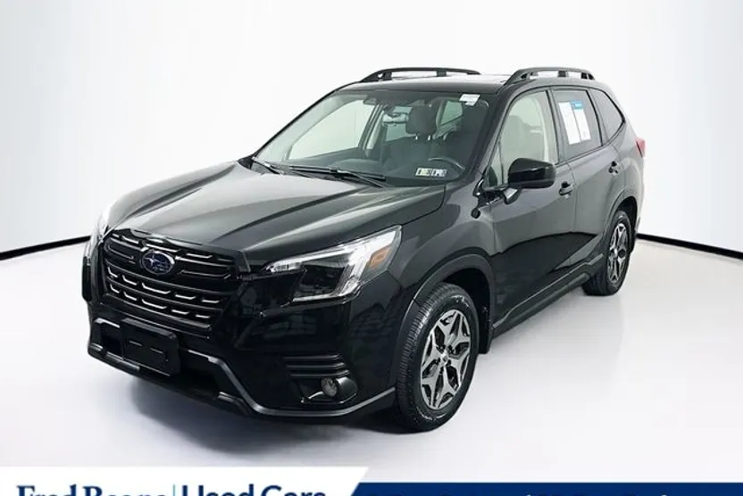 2023 Subaru Forester Premium photo 1